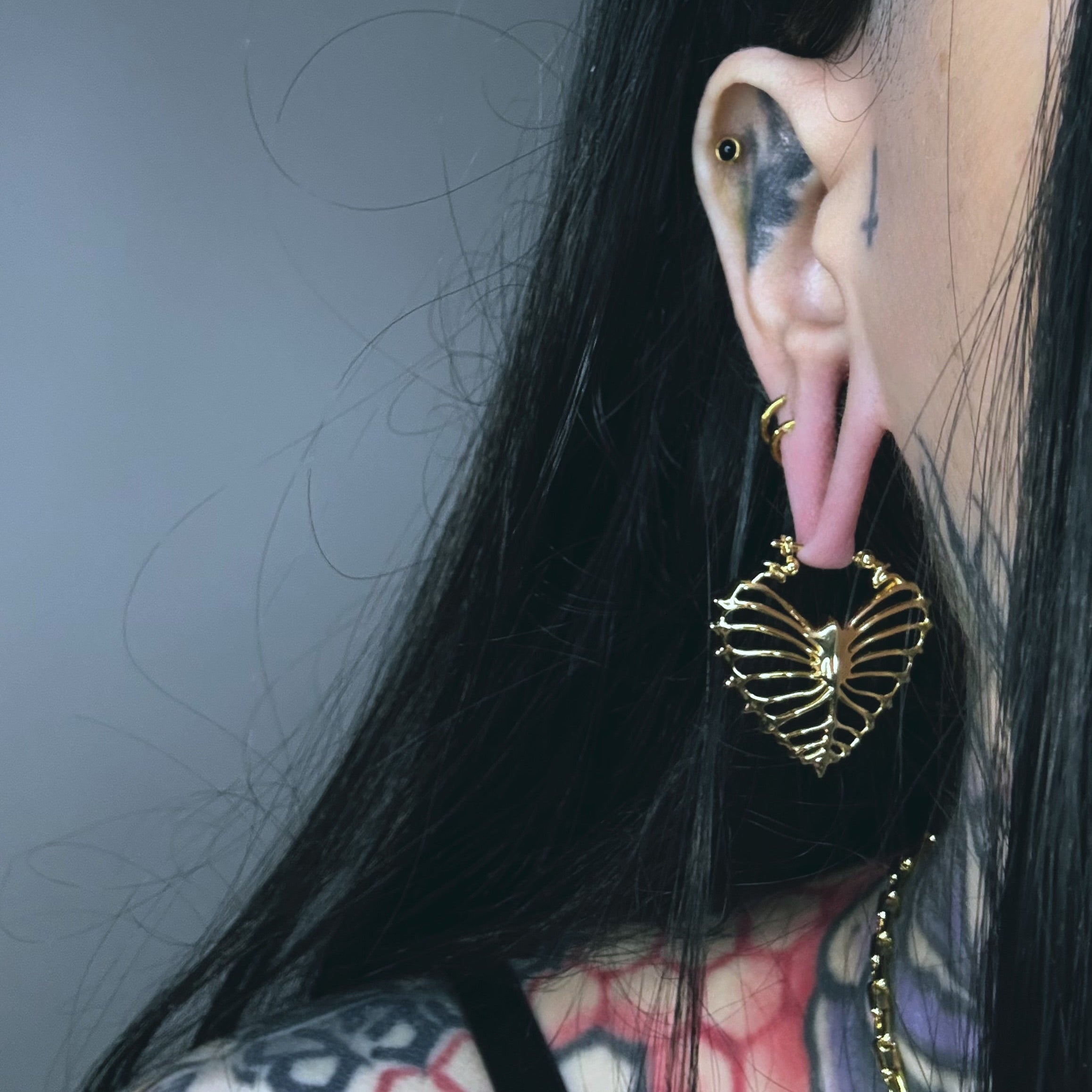 RIBHEART EARRINGS