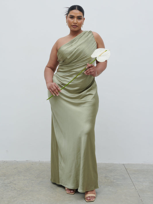 Juliet Ruched Maxi Bridesmaid Dress Curve - Matte Olive