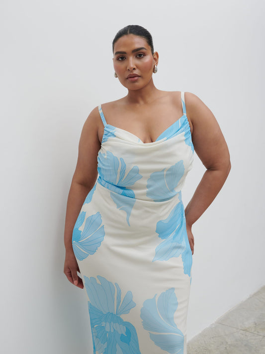 Keisha Ruched Midaxi Dress Curve - Blue and Cream Floral