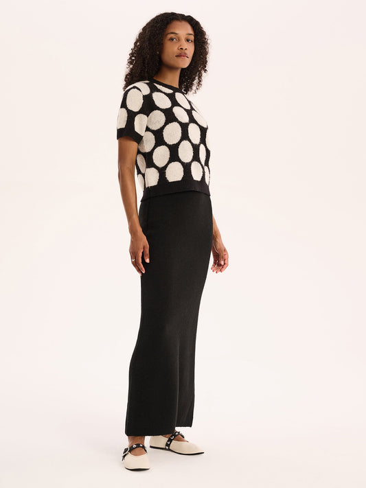 Queenie Knitted Skirt in Black