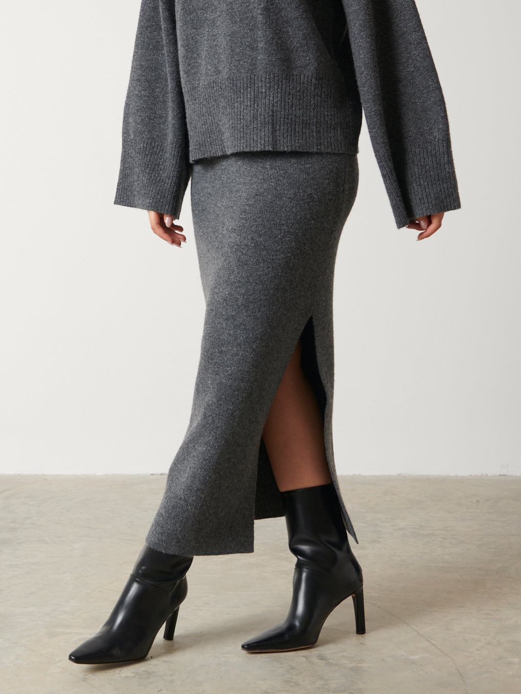Sloane Knit Slit Midaxi Skirt - Charcoal Grey