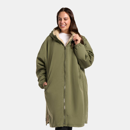 Adults Water Resistant Sherpa Drying Robe - Khaki/Beige 🇬🇧