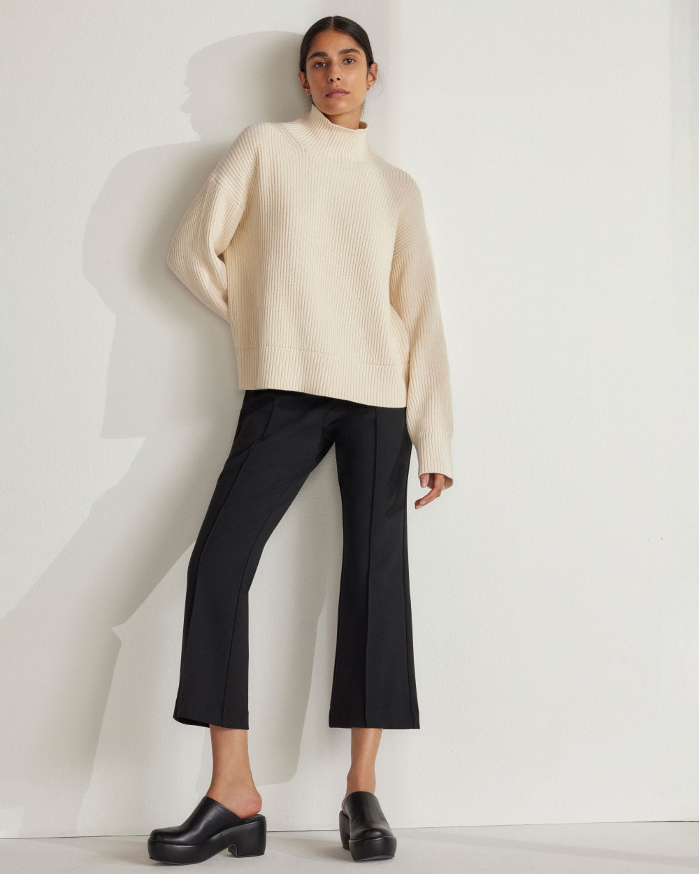 The Puffa Clog | Black