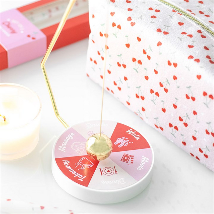Date Night Pendulum Decision Maker 🇬🇧