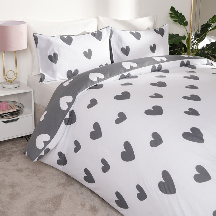 Heart Print Duvet Cover Set - Charcoal 🇬🇧