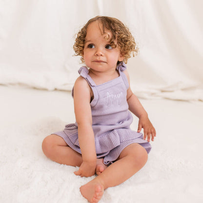 Lavender knitted frill two-piece set with sleeveless top and ruffled shorts hem