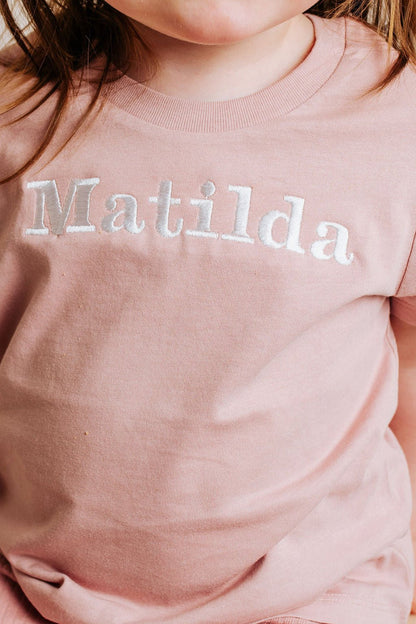 Children's rose-pink T-shirt with Matilda foil-style chest print