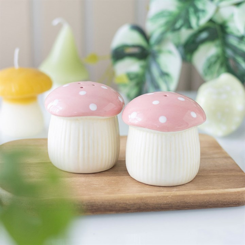 Pink Mushroom Salt and Pepper Shakers 🇬🇧