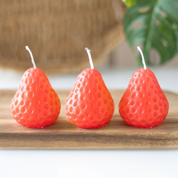 Set of 3 Strawberry Shaped Candles 🇬🇧