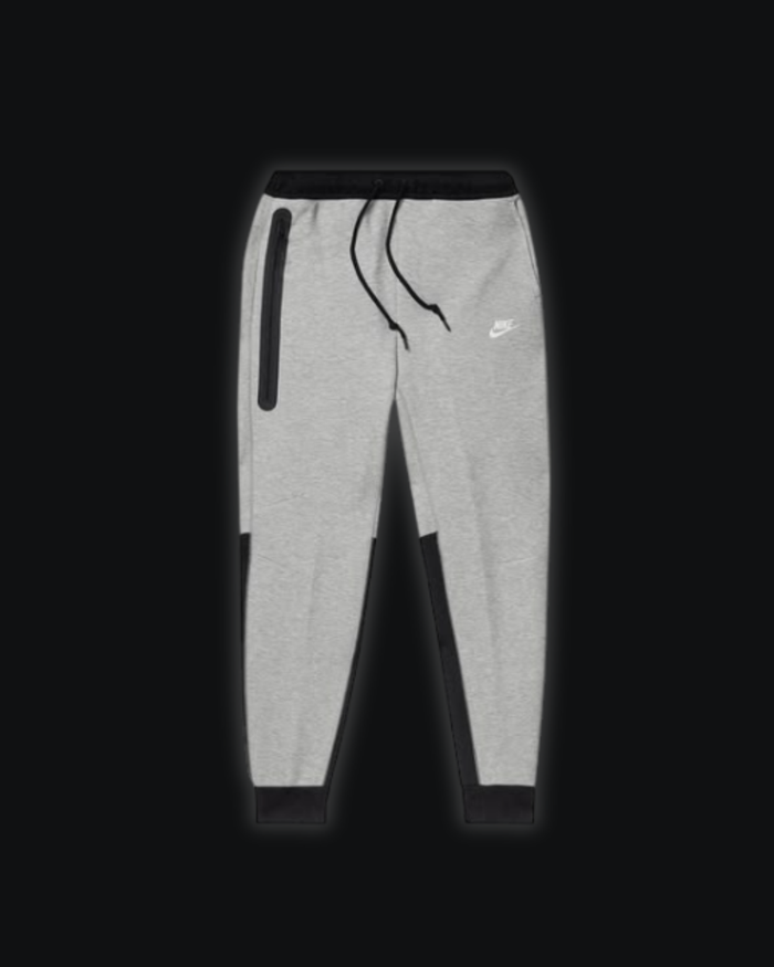 NIKE TECH SWEATPANTS