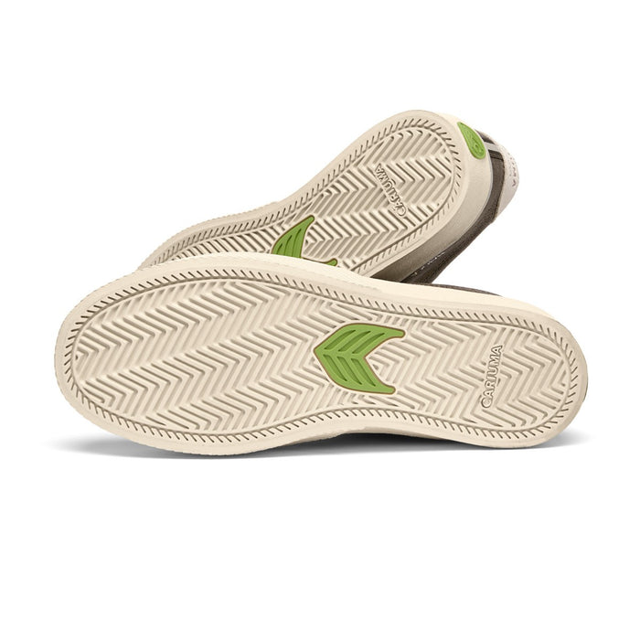 Zapatilla Cariuma Men NAIOCA PRO Suede Stripe Teak